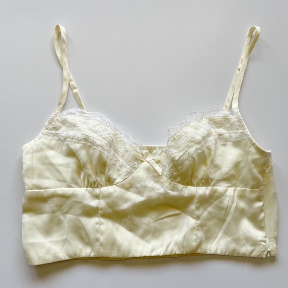 SOLD ON IG - Picture 2 of 4